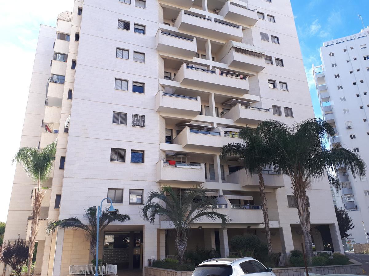 Apartment 2 Bedrooms Central Location アシュドッド エクステリア 写真