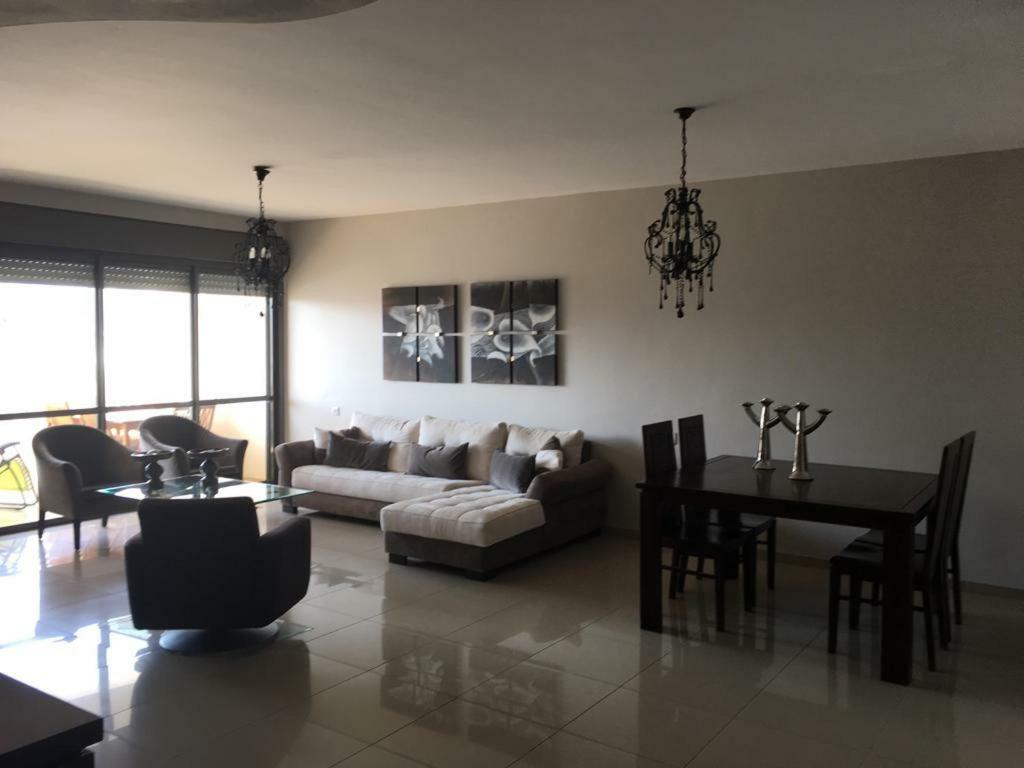 Apartment 2 Bedrooms Central Location アシュドッド エクステリア 写真